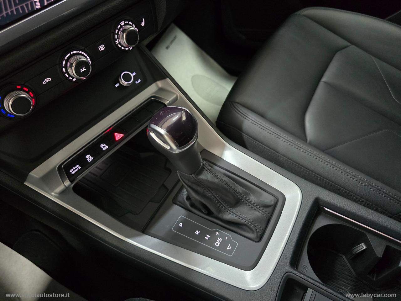 AUDI Q3 SPB 35 TDI S tronic S-LINE
