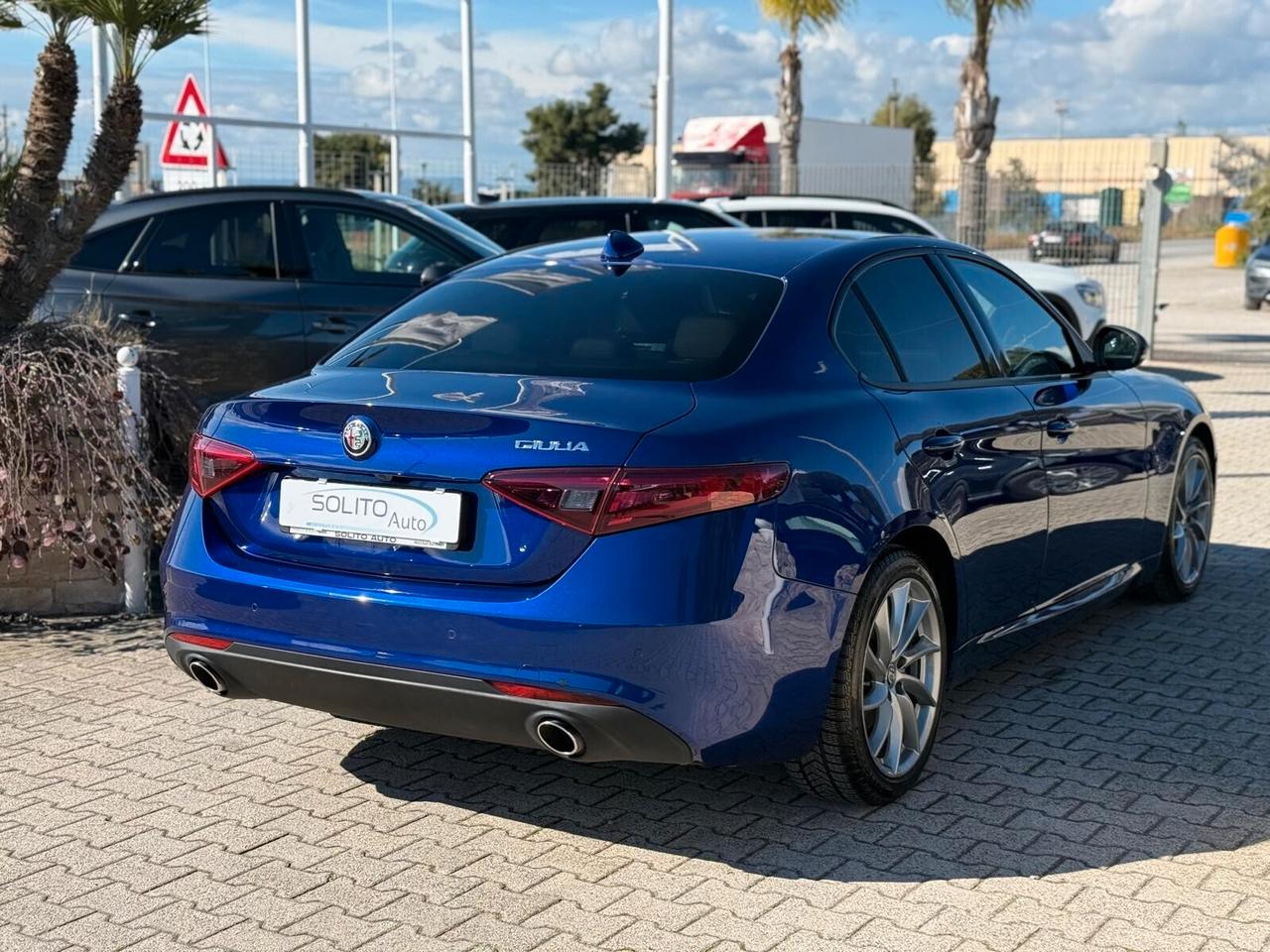 Alfa Giulia 2.2 TD 190 CV AT8 Executive Blu Anodizzato My2021