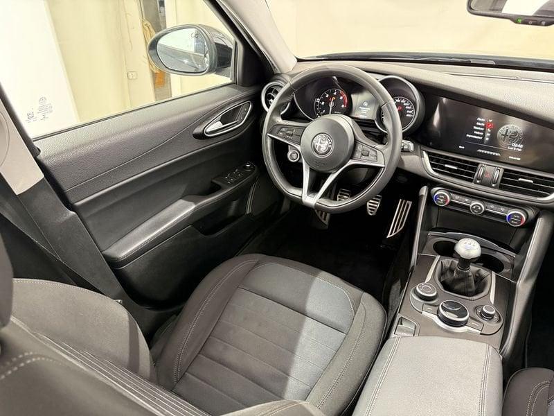 Alfa Romeo Giulia Giulia 2.2 t Giulia 150cv
