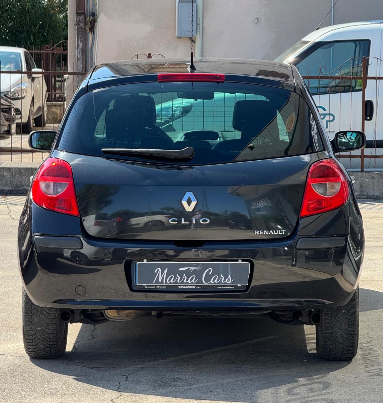 Renault Clio 1.2 -5 porte- Neopatentati