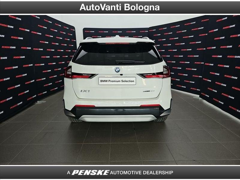 BMW iX1 eDrive 20 X-Line