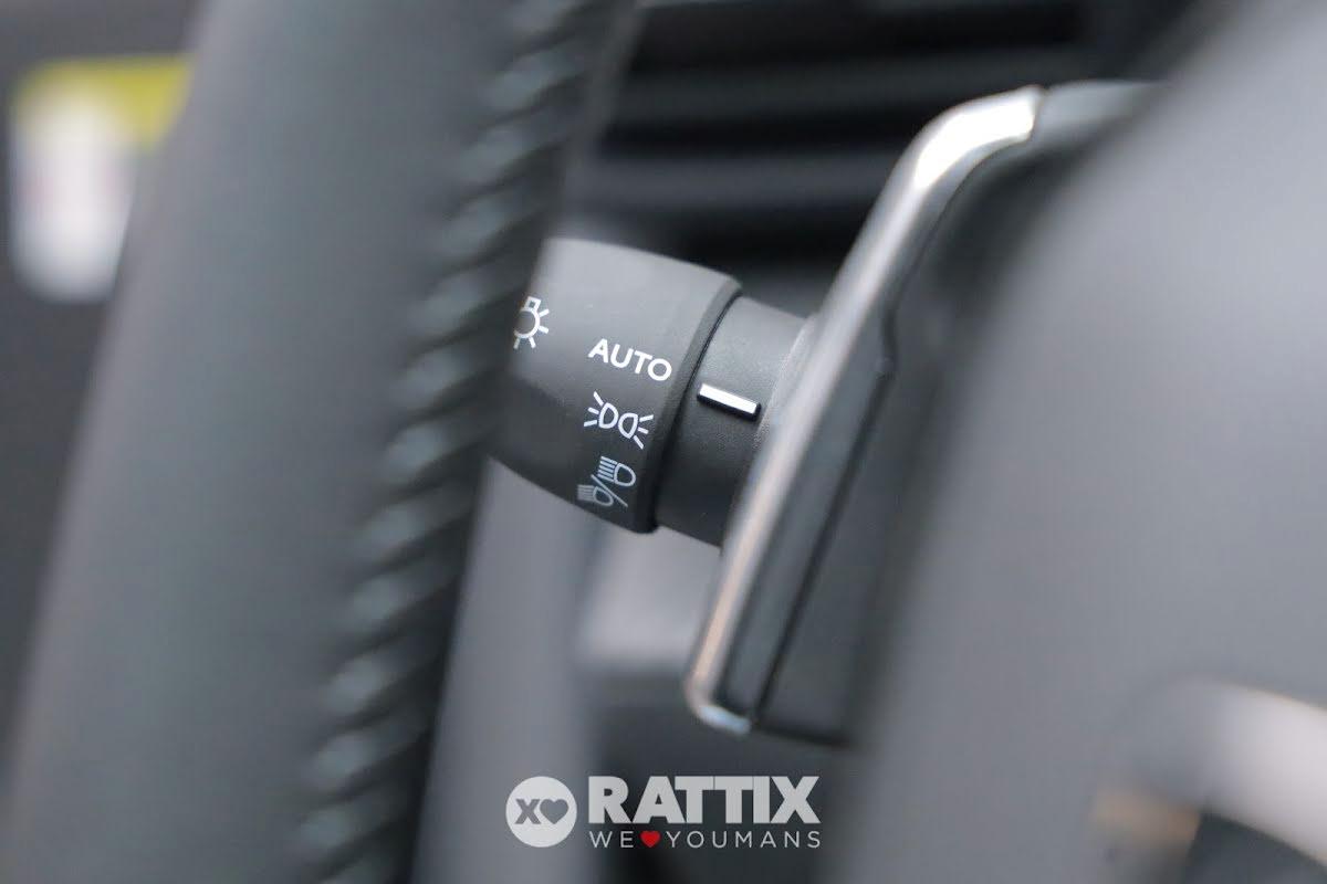 Peugeot 208 1.2 hybrid 110CV Business e-dcs 6