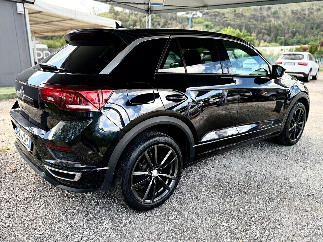 VW T-Roc 1.5 TSI R-LINE *LED*CERCHI18*SENSORI*DSG