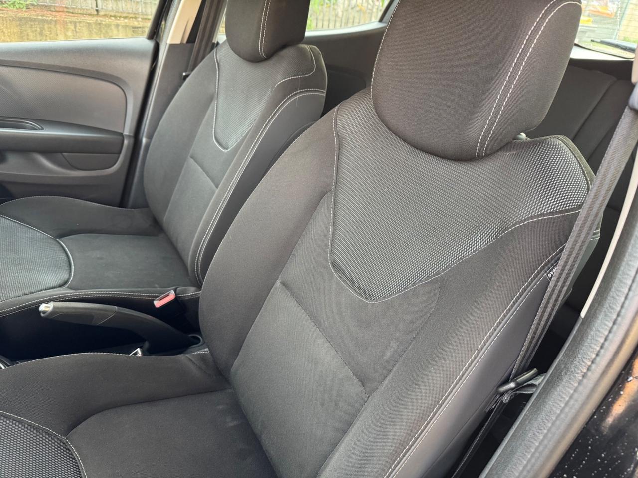 Renault Clio 1.2 75CV 5 porte Intens