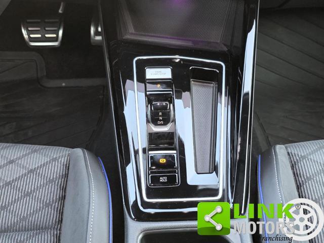 VOLKSWAGEN Golf 1.5 eTSI 150 CV ACT DSG R-Line Plus