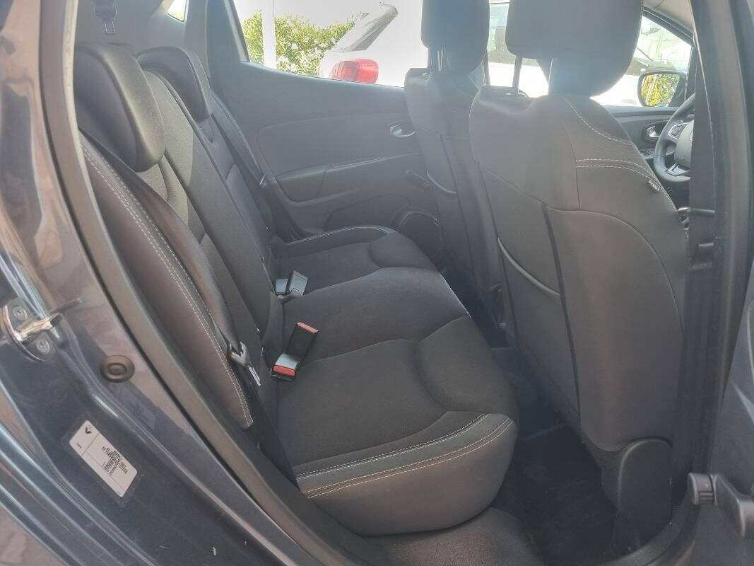 Renault Clio 1.2 75CV 5 porte Zen