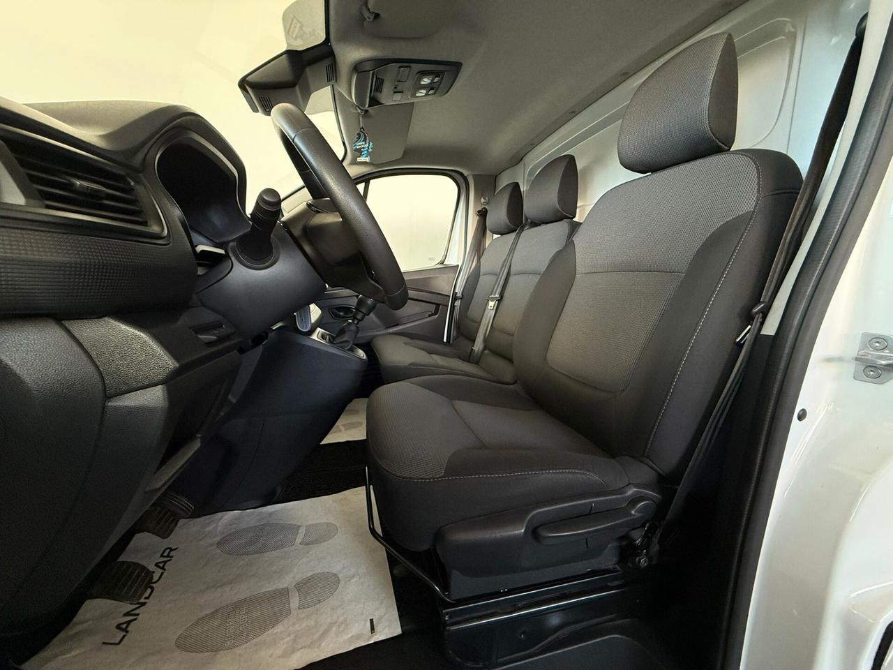 Renault Trafic 2.0 dci 130cv L2H1 Start&Stop