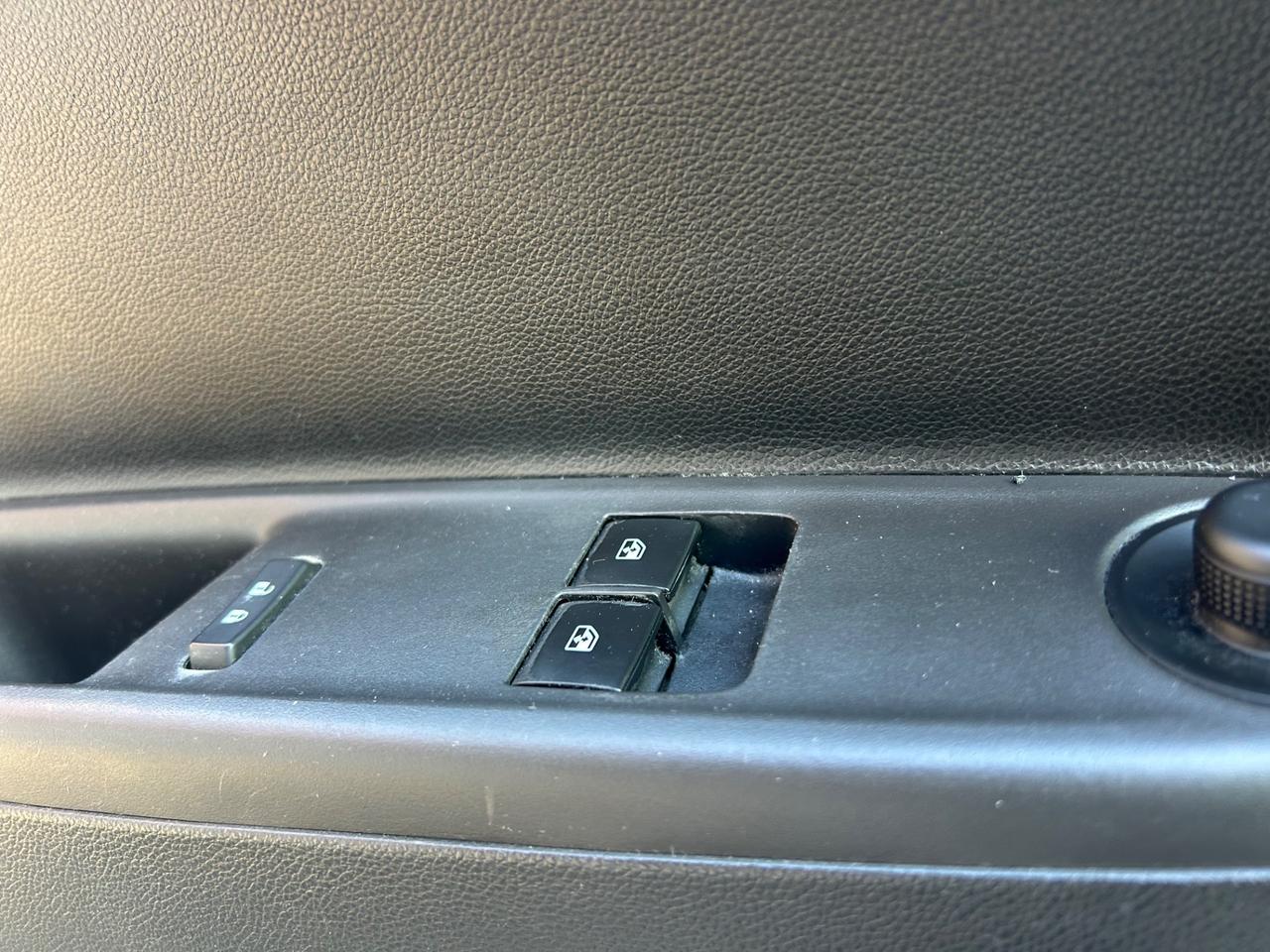 Opel Karl Rocks 1.0 73 CV GPL