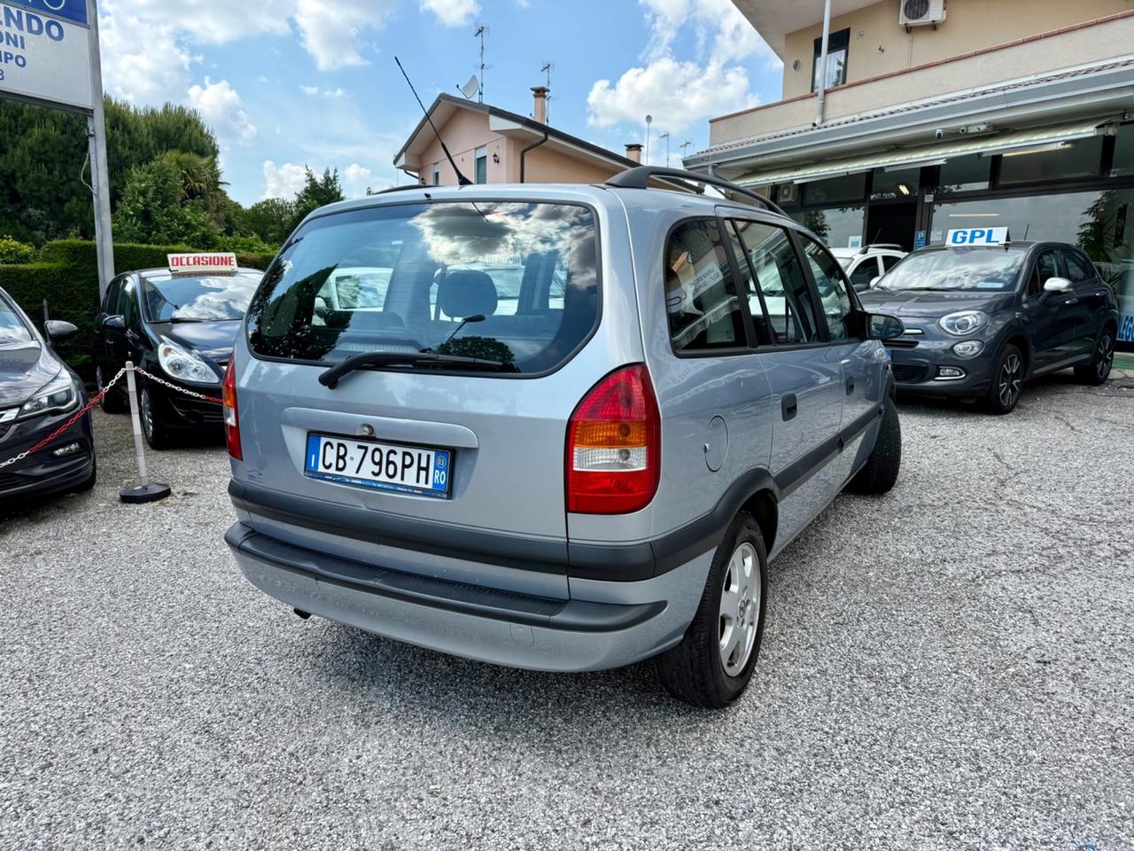 Opel Zafira 2.0 16V DTI 7posti g.traino Ok NEOPATENTATI