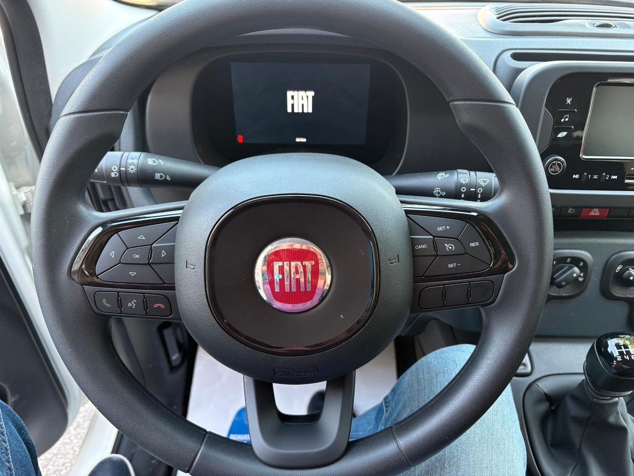 Fiat Panda "La Pandina" 1.0 Hybrid KMO 26