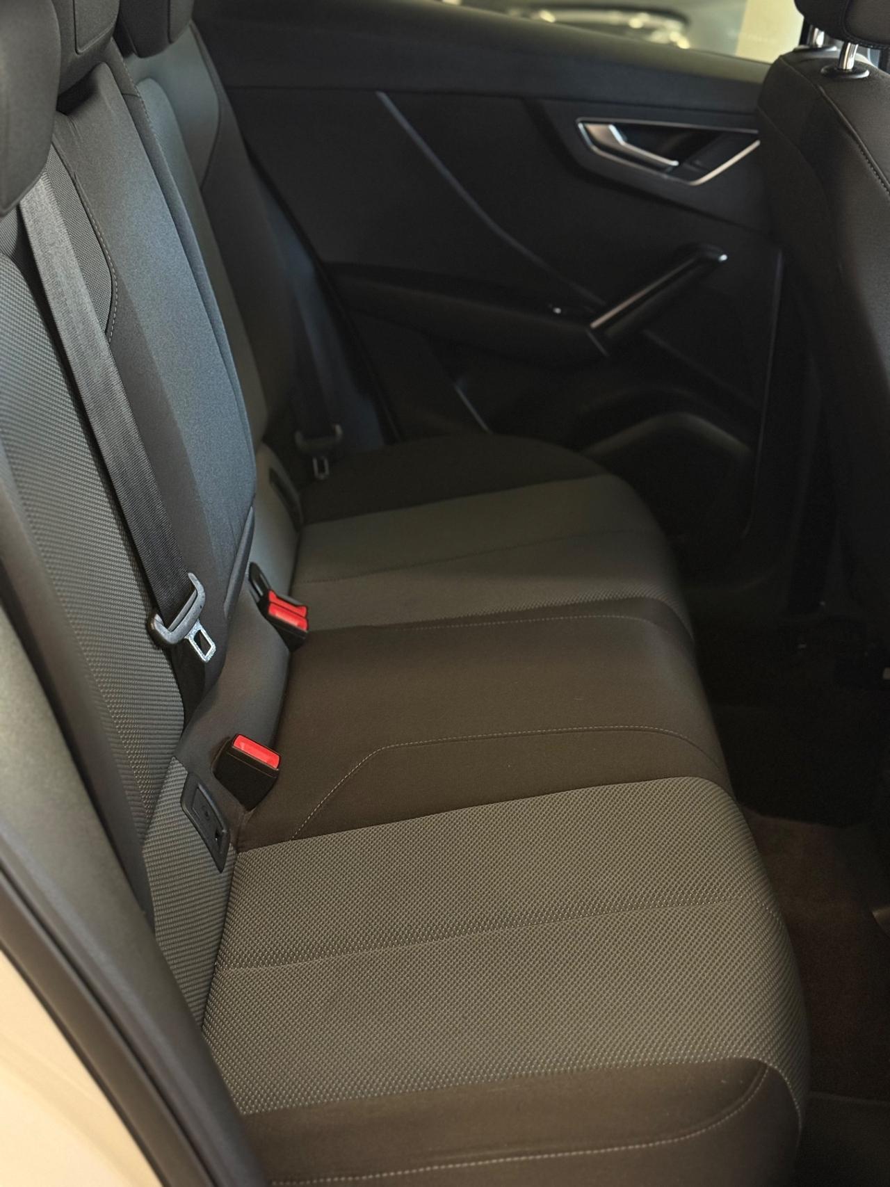 Audi Q2 1.6 TDI S tronic Business