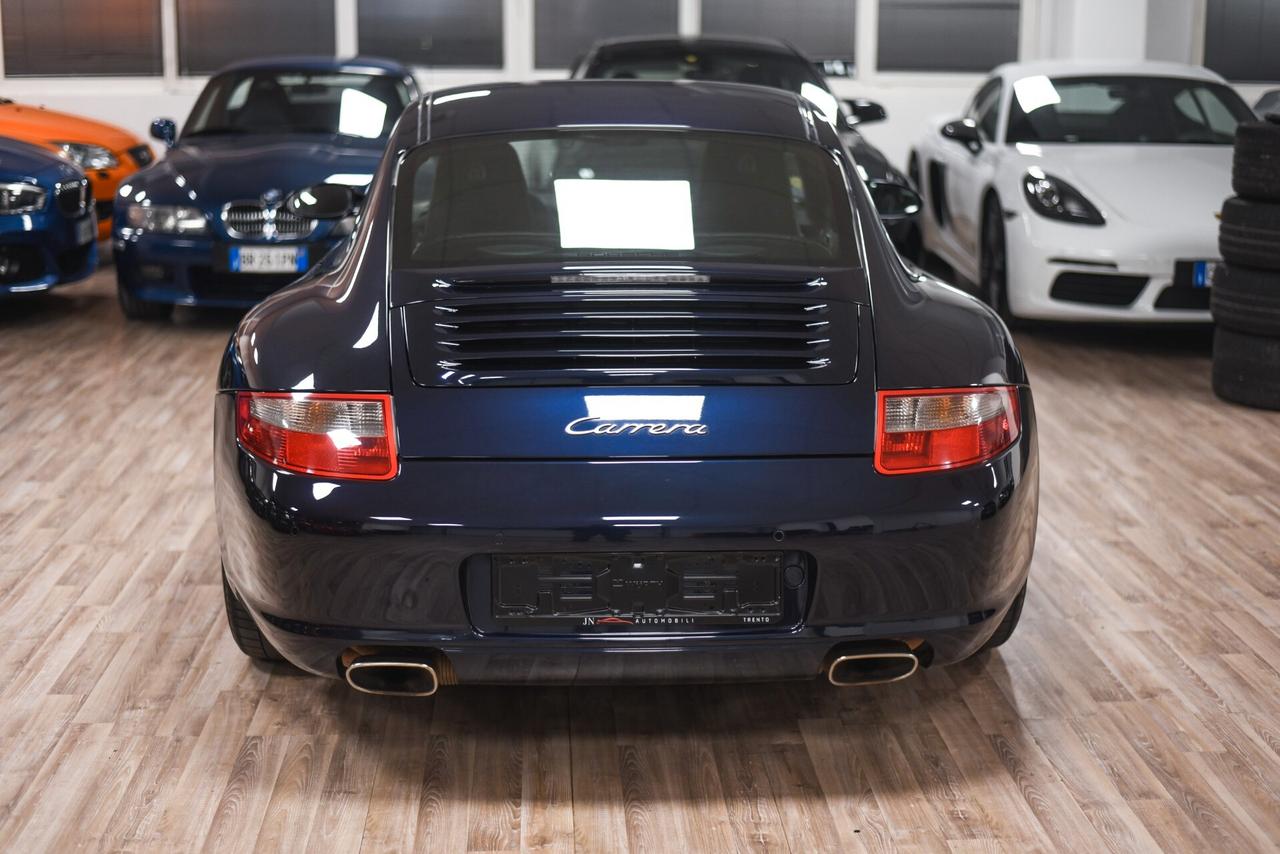 Porsche 911 Carrera Coupé