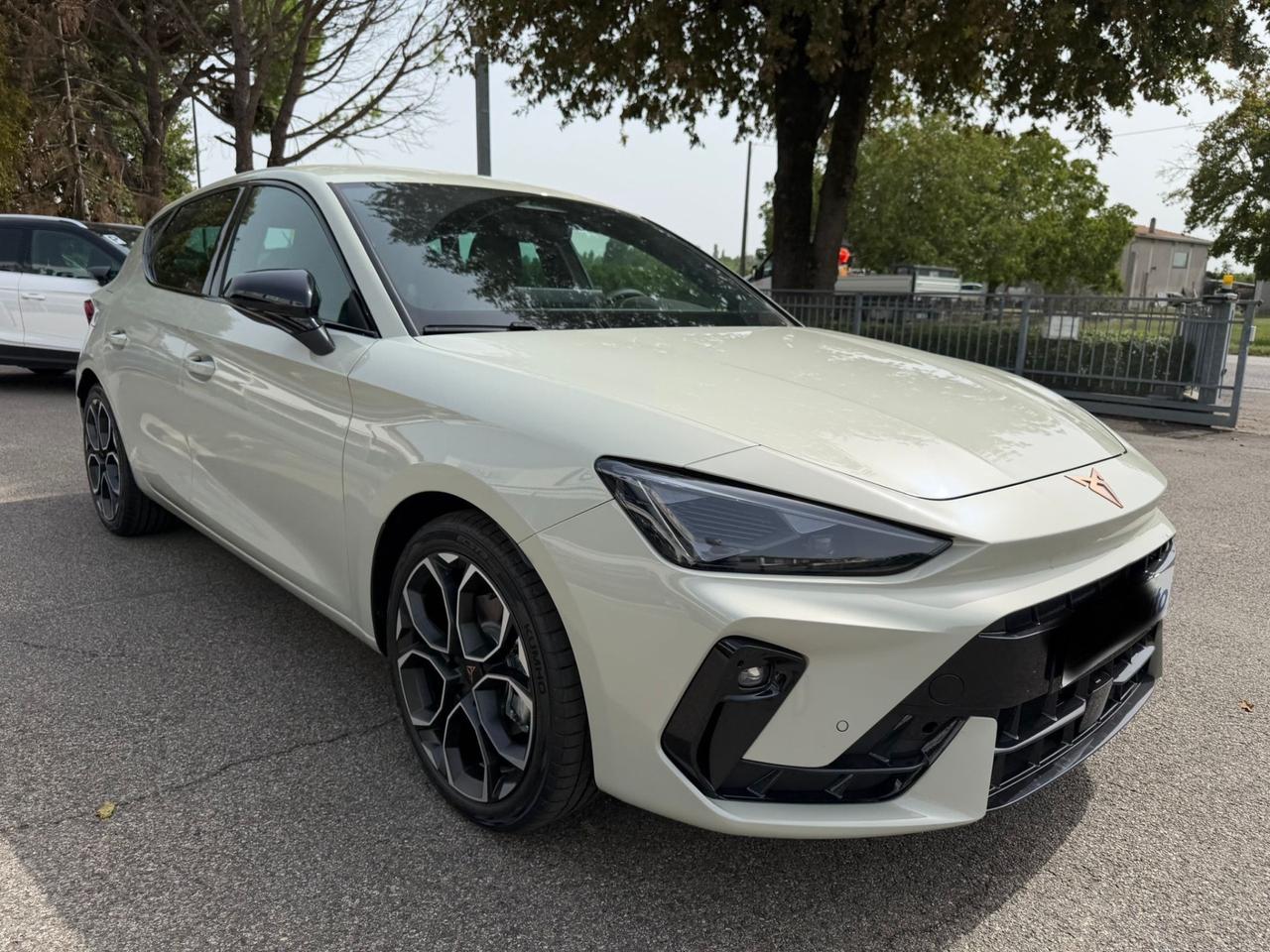 Cupra Leon 1.5 Hybrid 150 CV DSG - KM0