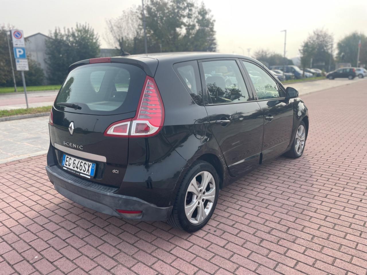 Renault Scenic Scénic X-Mod 1.5 dCi 110CV Attractive