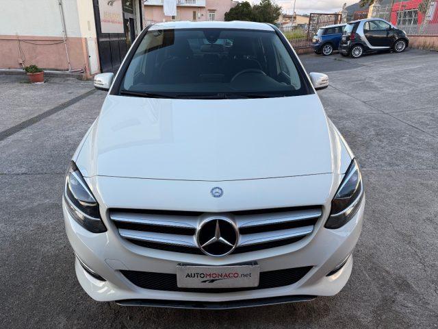 MERCEDES-BENZ B 180 d Business