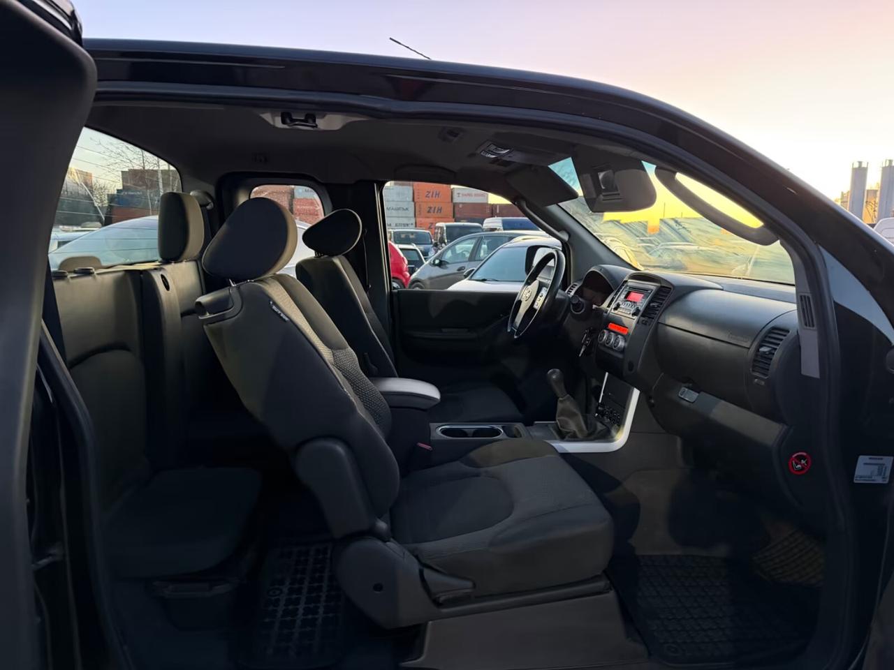 Nissan Navara 2.5 dCi 190CV 2 porte King Cab