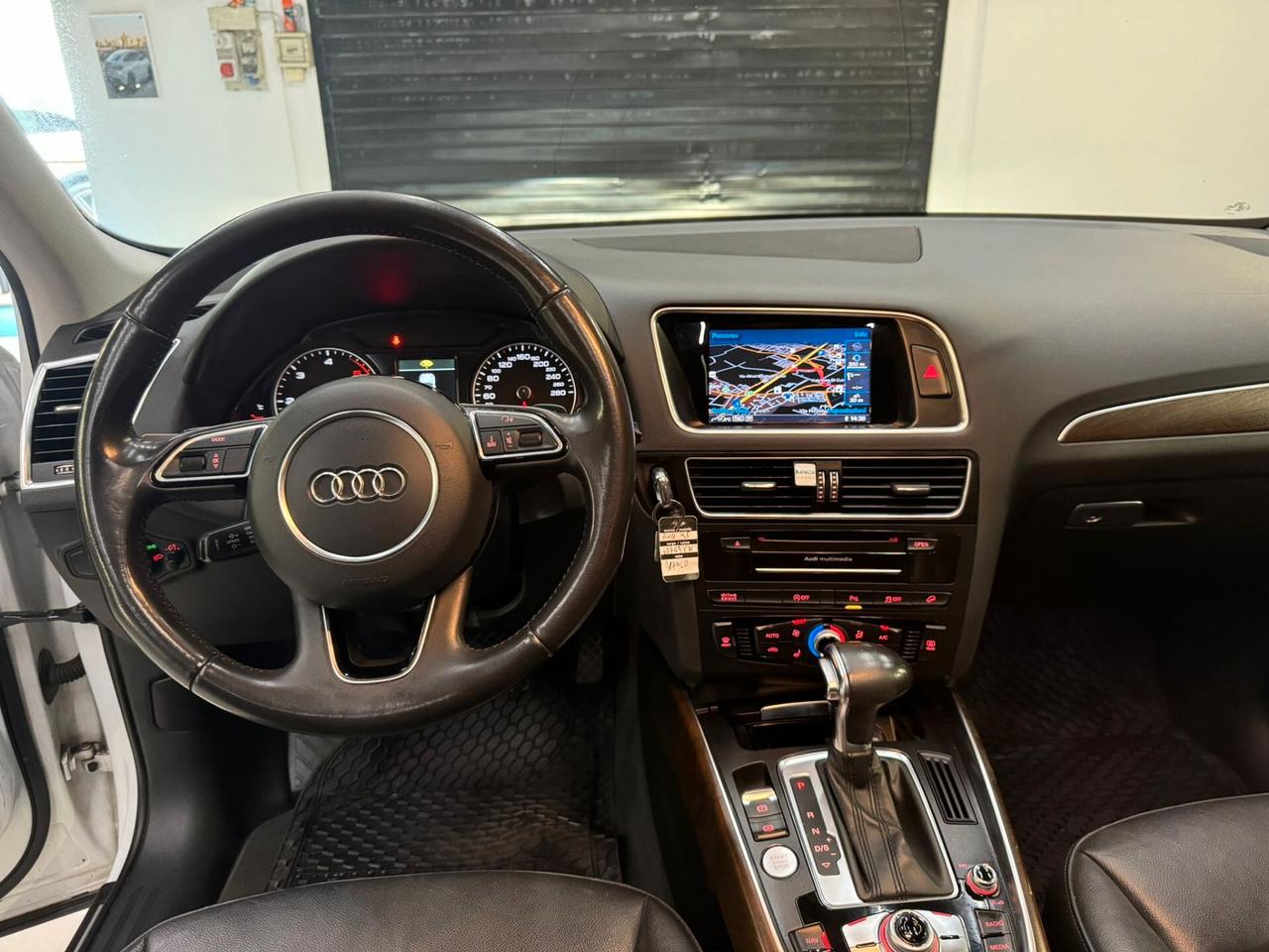 Audi Q5 quattro S tronic Business Sport