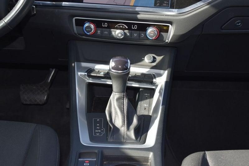 Audi Q3 40 TDI quattro S tronic Business Advanced