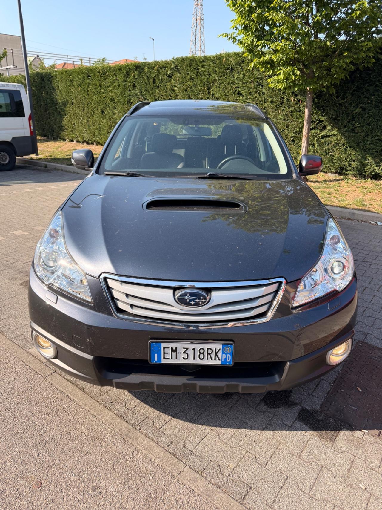 Subaru OUTBACK 2.0D 150cv 4x4 pelle tetto per EXPORT