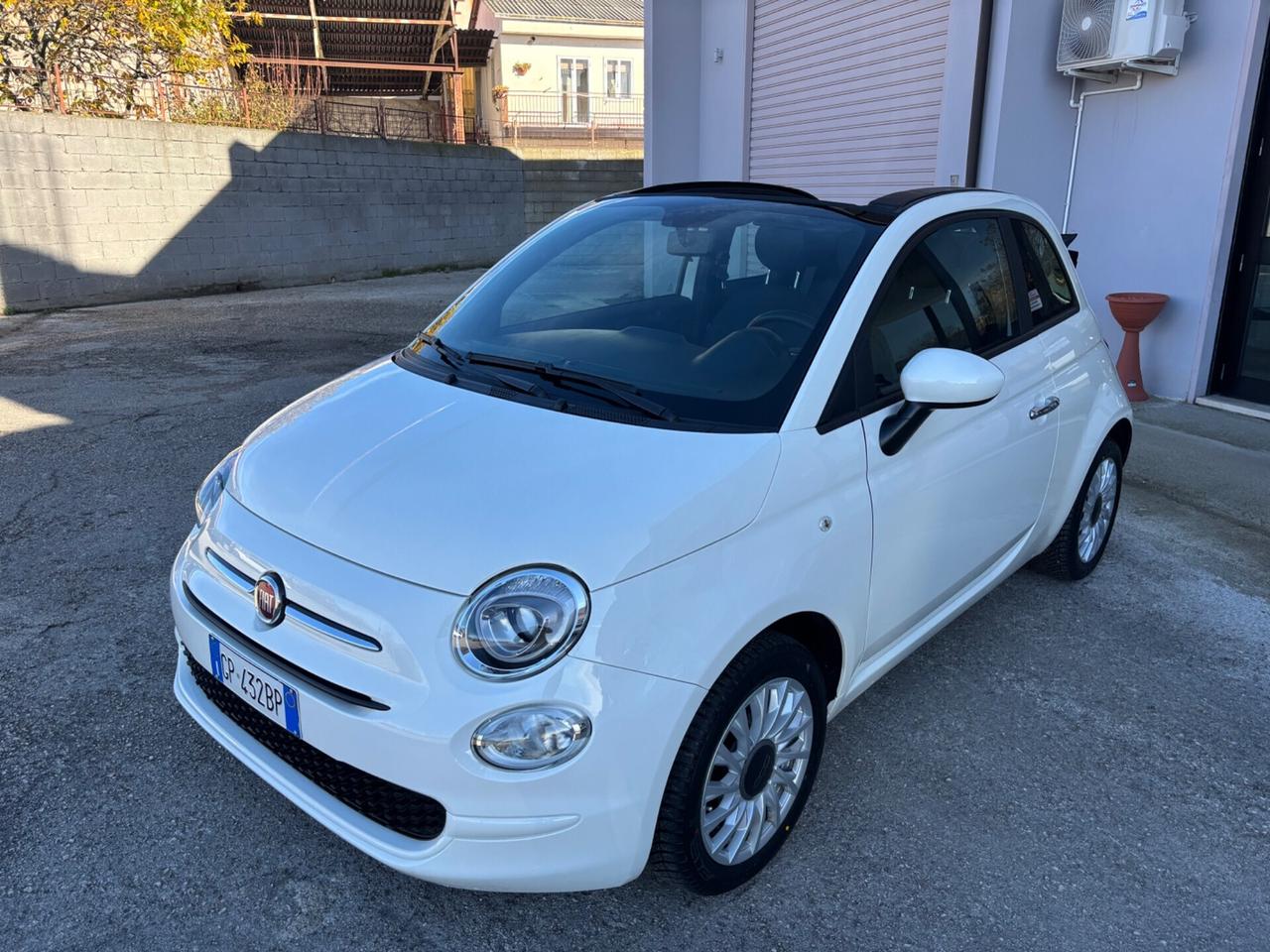 Fiat 500 C 1.0 Hybrid Dolcevita 05/2023