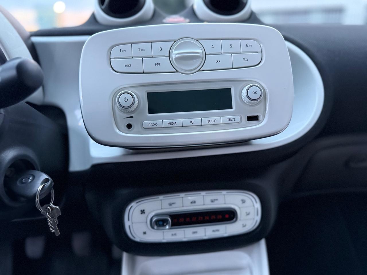 Smart ForTwo 70 1.0 prime con soli 40.000 km