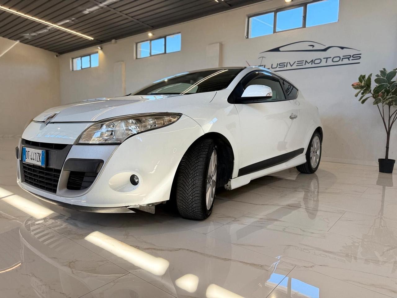 Renault Megane Mégane Coupé 1.9 dCi 130CV Luxe