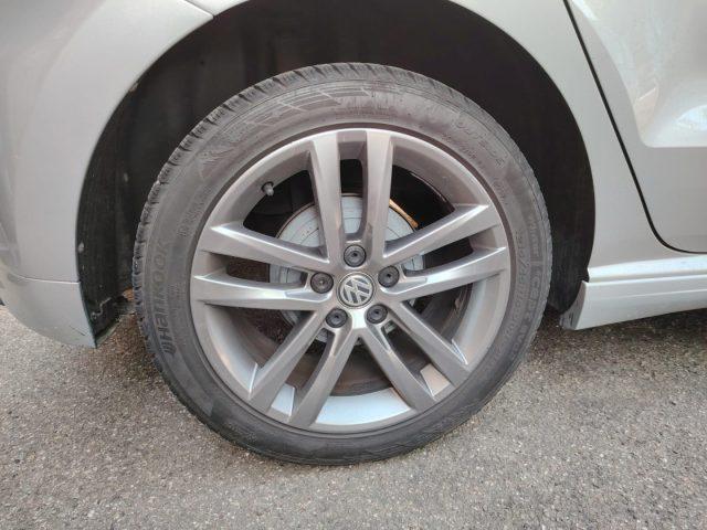VOLKSWAGEN Polo 1.0 MPI 75 CV 5p. R-Line FULL OPTIONAL-NEOPAT.