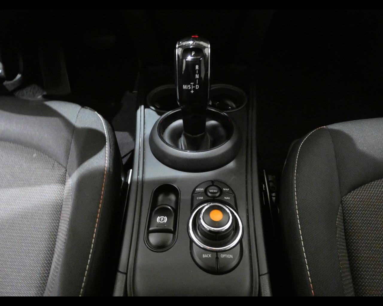 MINI Mini Countrym.(F60) - Mini 2.0 Cooper D Business Countryman Automatica