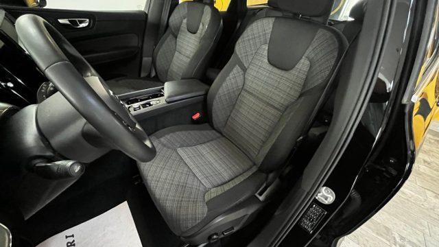 VOLVO XC60 B4 (d) automatico Core