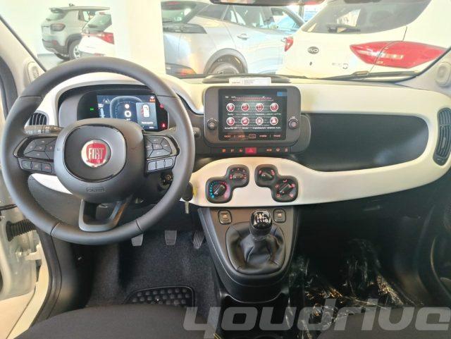 FIAT New Panda 1.0 FireFly S&S Hybrid Pandina KM0
