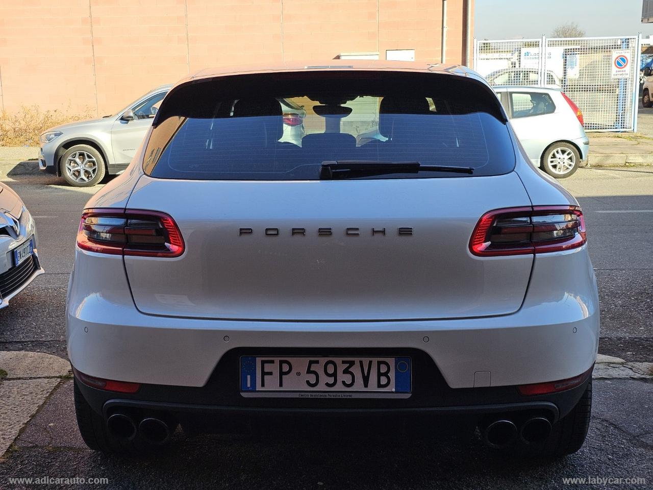 PORSCHE Macan 2.0 252CV Pure White