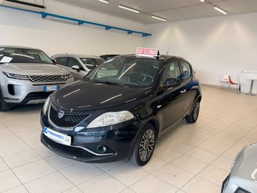 Lancia Ypsilon GOLD 1.2 69 CV 5 porte NEOPATENTATI