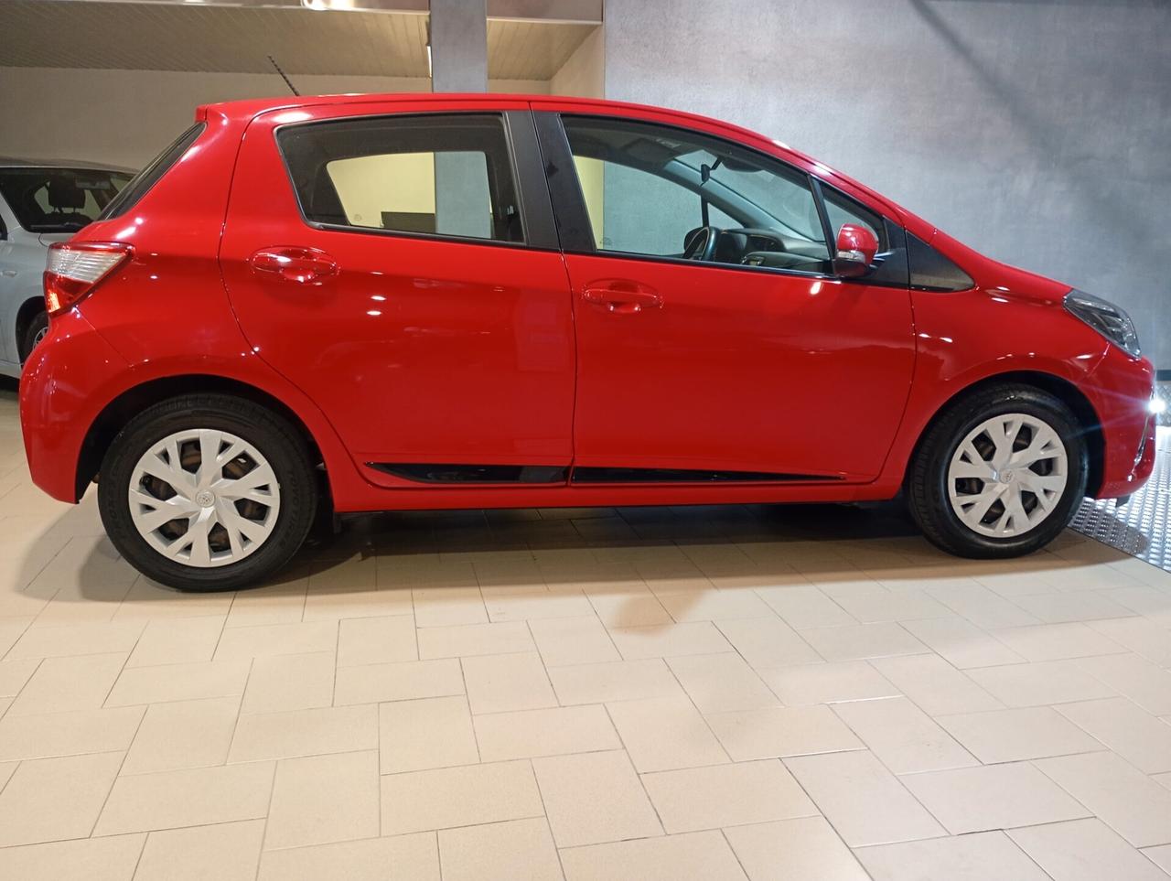 Toyota Yaris 1.0 72 CV 5 porte Active