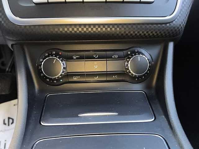 Mercedes-Benz A 180 A 180 d Automatic Sport