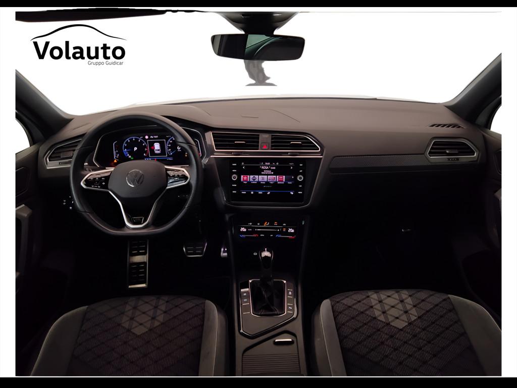 VOLKSWAGEN Tiguan II 2021 - Tiguan 1.5 tsi R-Line 150cv dsg