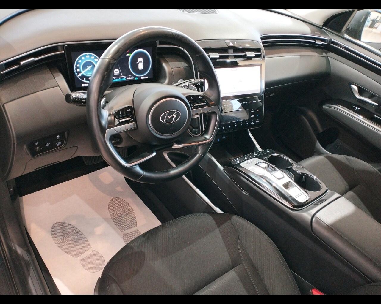 HYUNDAI Tucson 3ª serie Tucson 1.6 HEV aut. Ex...