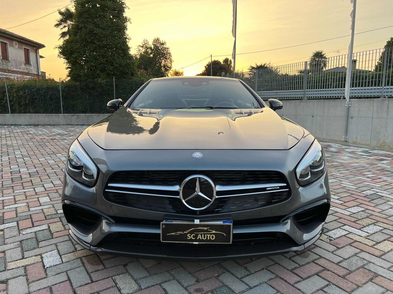Mercedes-Benz SL 63 AMG Roadster V8