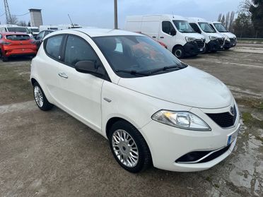 Lancia Ypsilon 1.2 69 CV 5 porte GPL Ecochic Silver