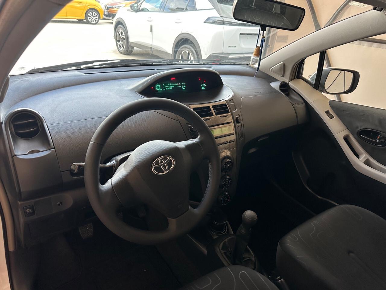 Toyota Yaris 1.0 3 porte