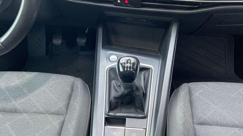 Volkswagen Golf 1.5 tgi Life 130cv 1.5 TGI 130cv Style