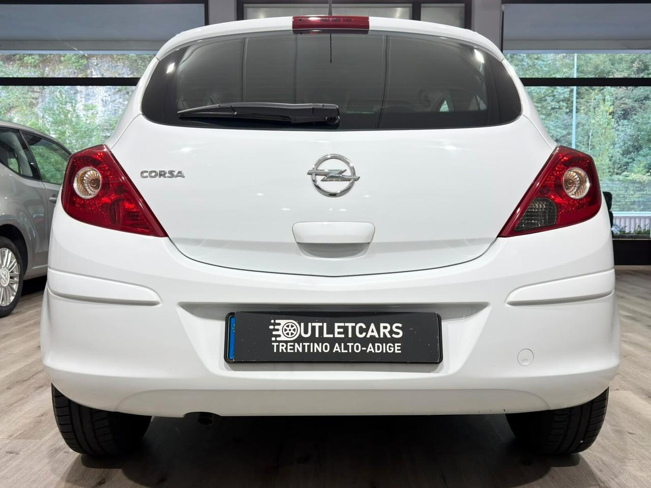 OPEL CORSA 1.2 86cv 110.000km 2014 NEOPATENTATI