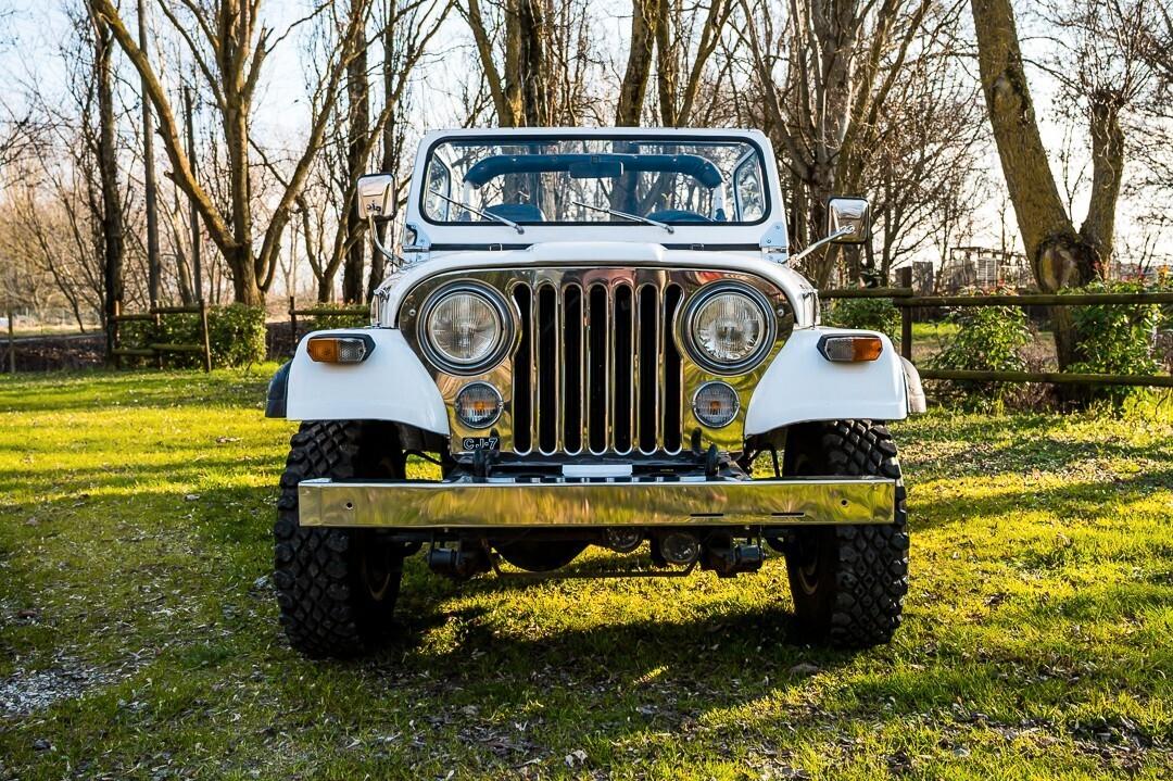 Jeep CJ-7 Renegade 4.2