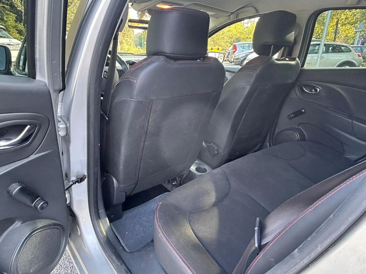Renault Clio 1.2 75 CV Costume National – Navi Cruise 99.000 km