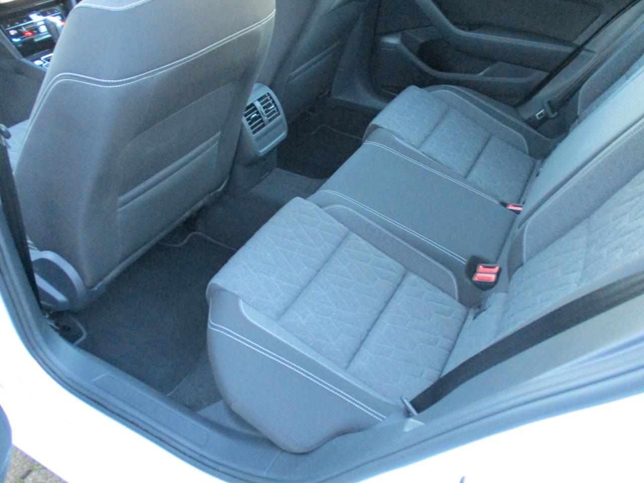 Volkswagen Passat Variant 2.0 TDI SCR EVO DSG Business