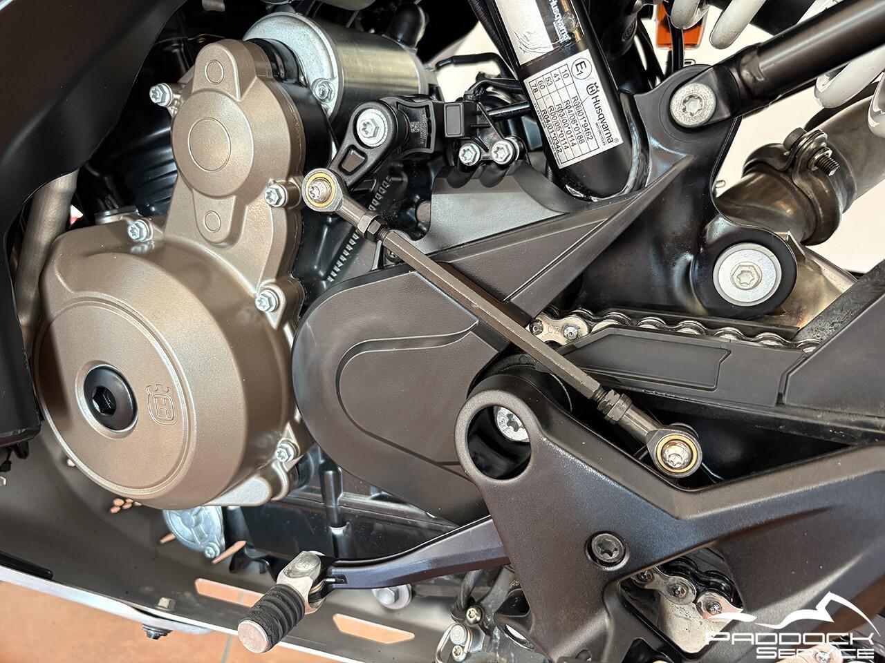 Husqvarna Norden 901 2023 17.013 km*********