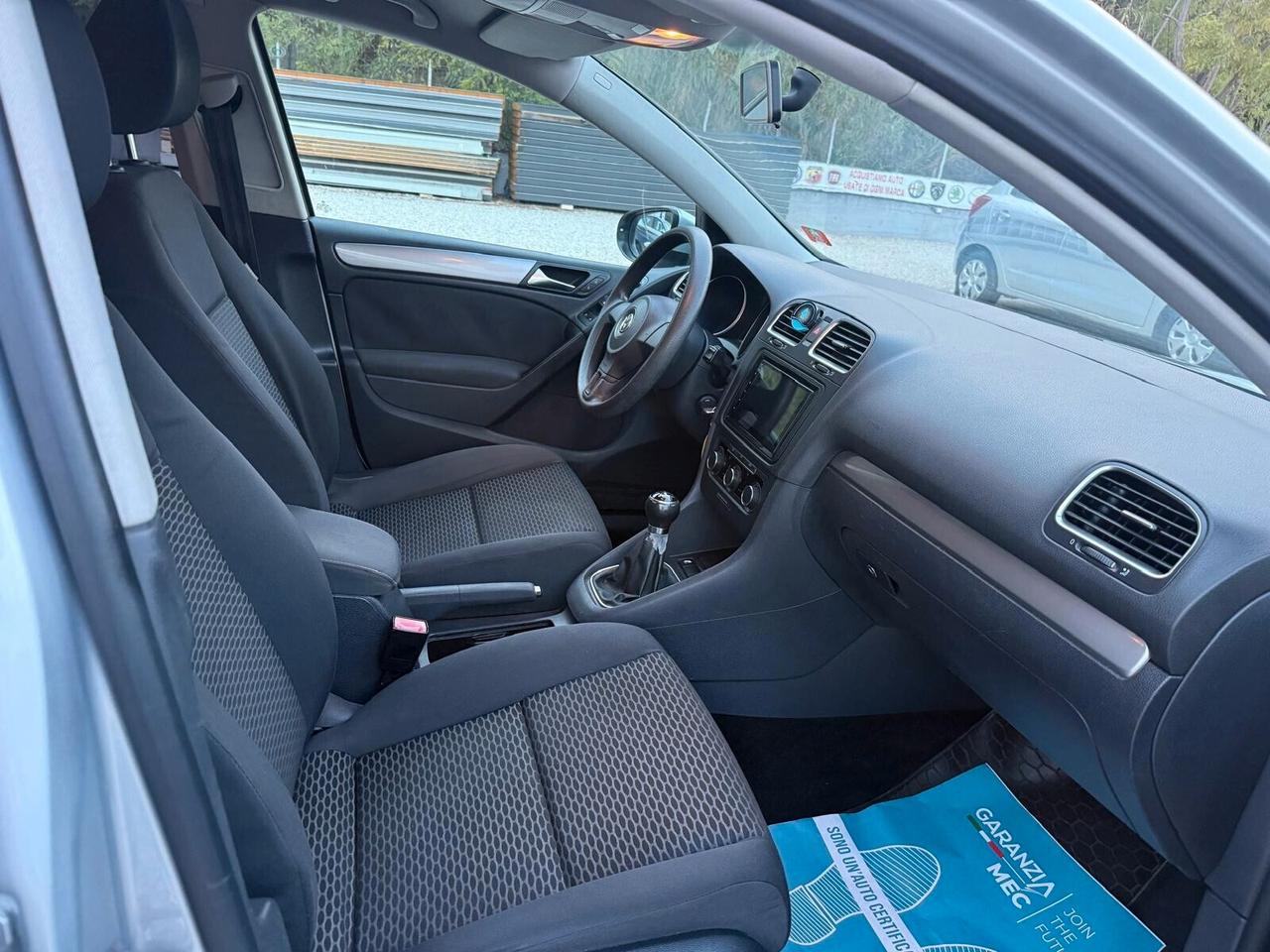Volkswagen Golf Var. 1.2 TSI DSG Comfortline