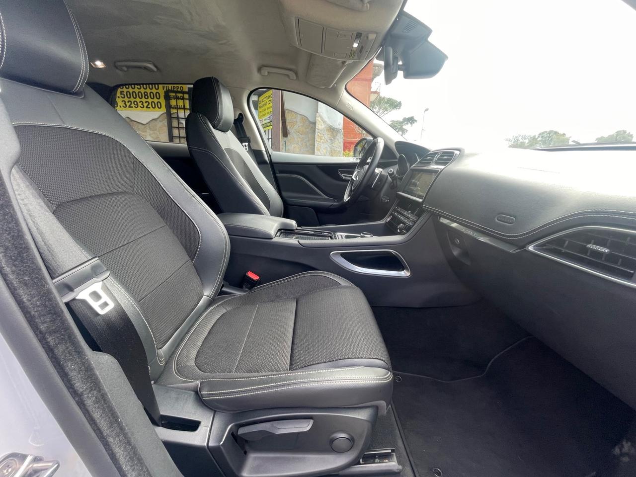 Jaguar F-Pace 2.0 D 180 CV AWD aut. R-Sport GARANZIA