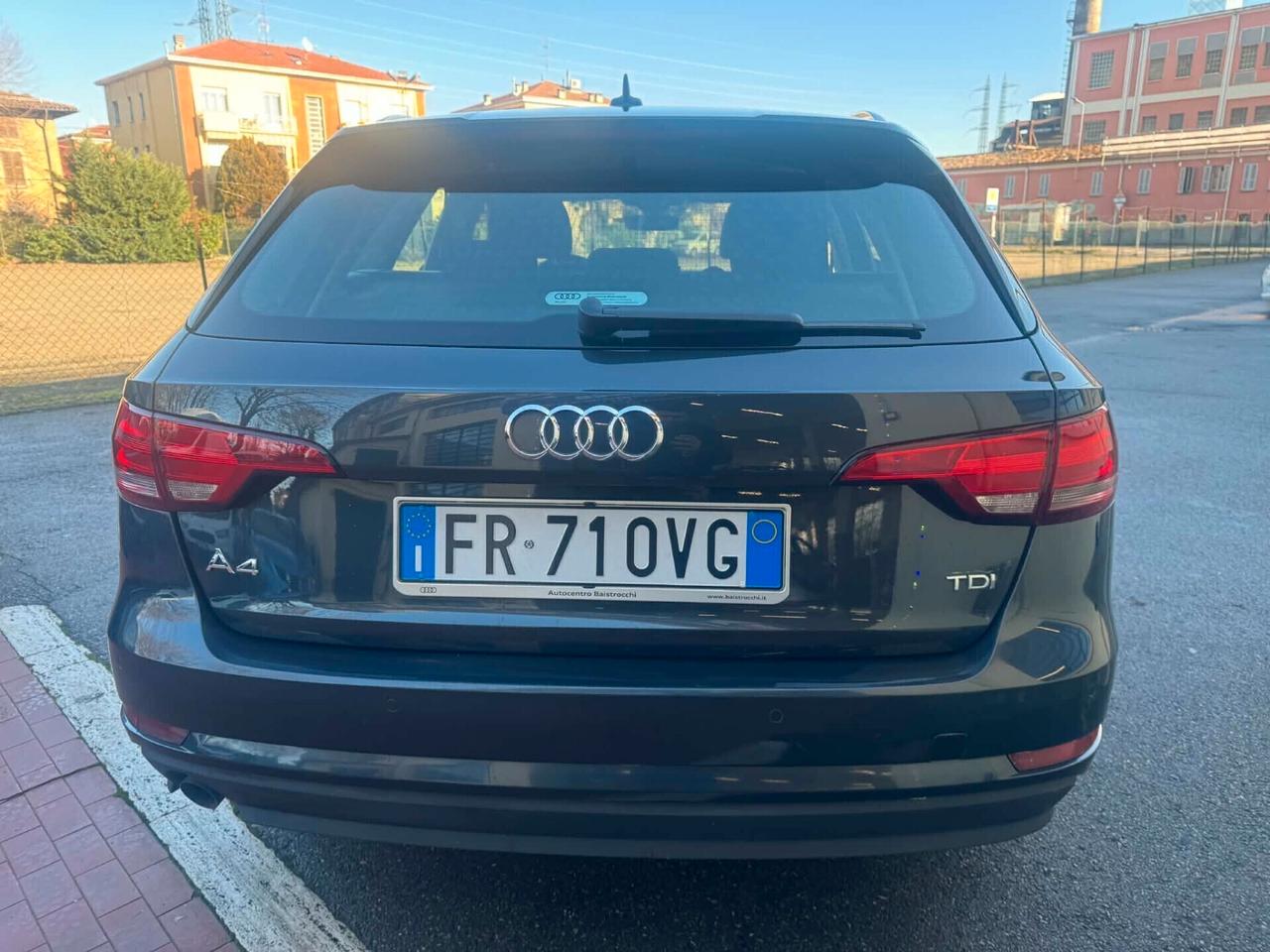 Audi A4 2.0 Diesel Anno 2018 Sline