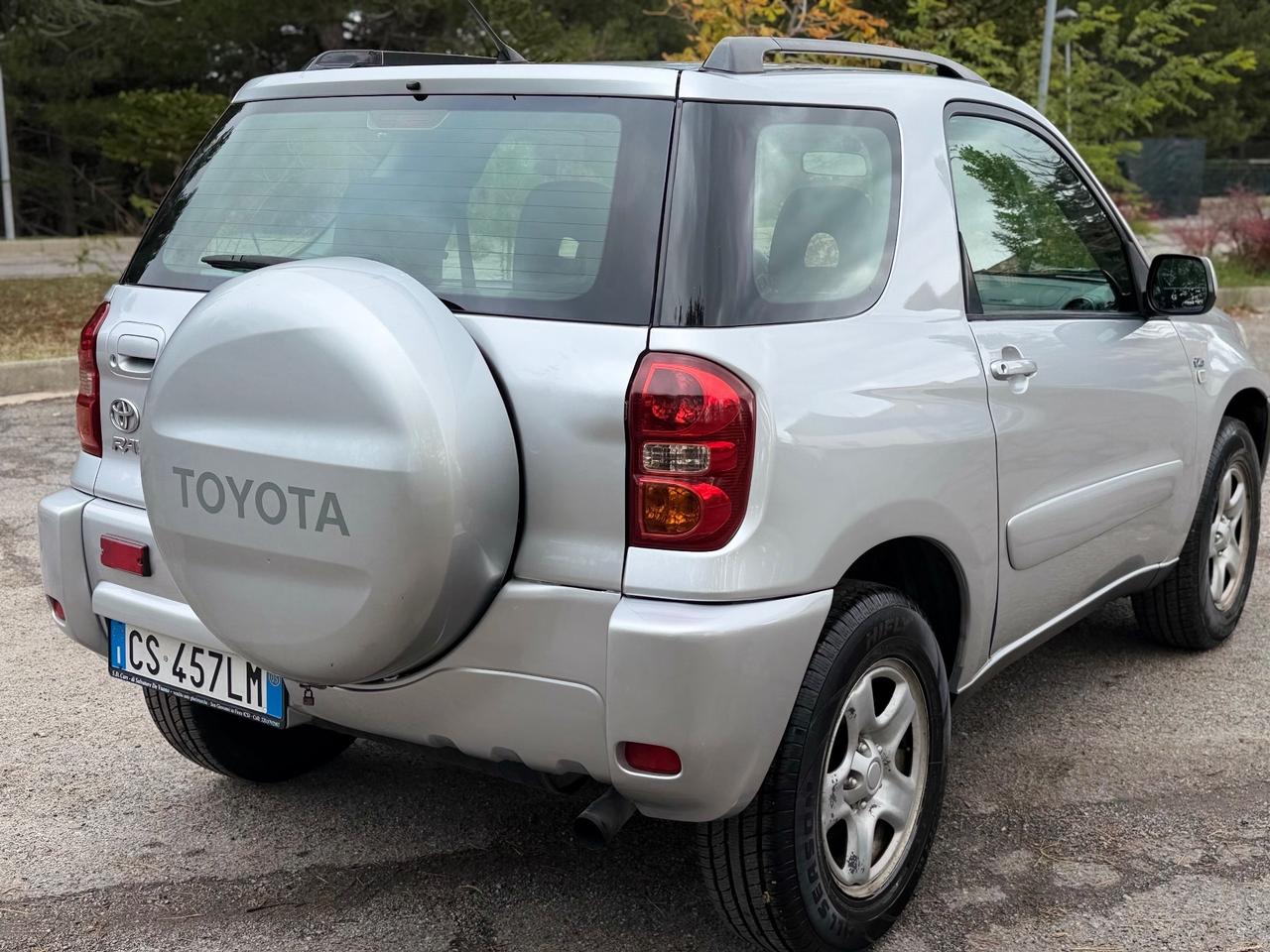 Toyota RAV 4 RAV4.com 2.0 Tdi D-4D cat 3 porte