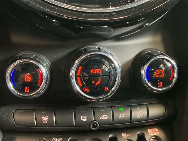 MINI Mini 5 Porte 1.5 Twin Power Turbo Cooper Essential